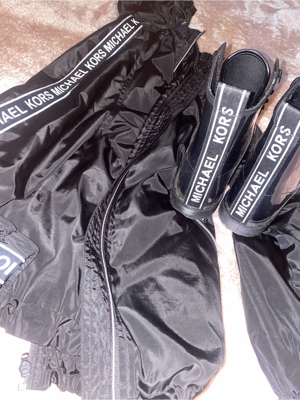 Michael Kors 2 piece set